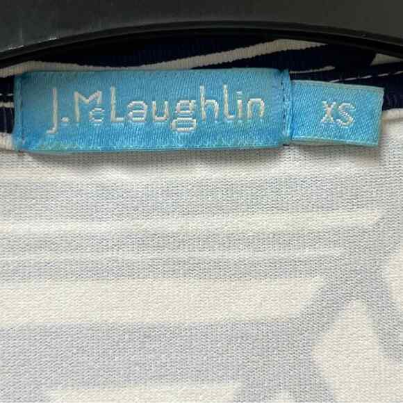 J. McLaughlin Geometric Print Faux Wrap Blouse Size XS - Picture 4 of 6